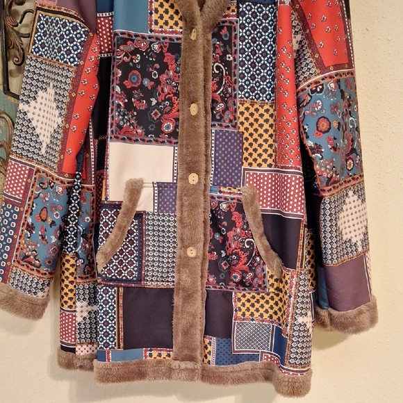 Colorful Patchwork Puffer Coat with Faux  Fur Trim. NWOT Size Large - Picture 8 of 17